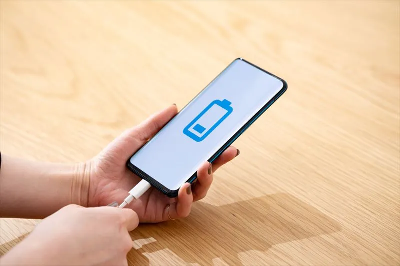 スマホのバッテリー交換はどこでできる？
