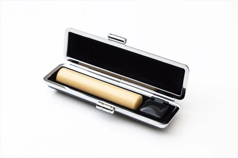 印鑑ケースが必要な理由は？